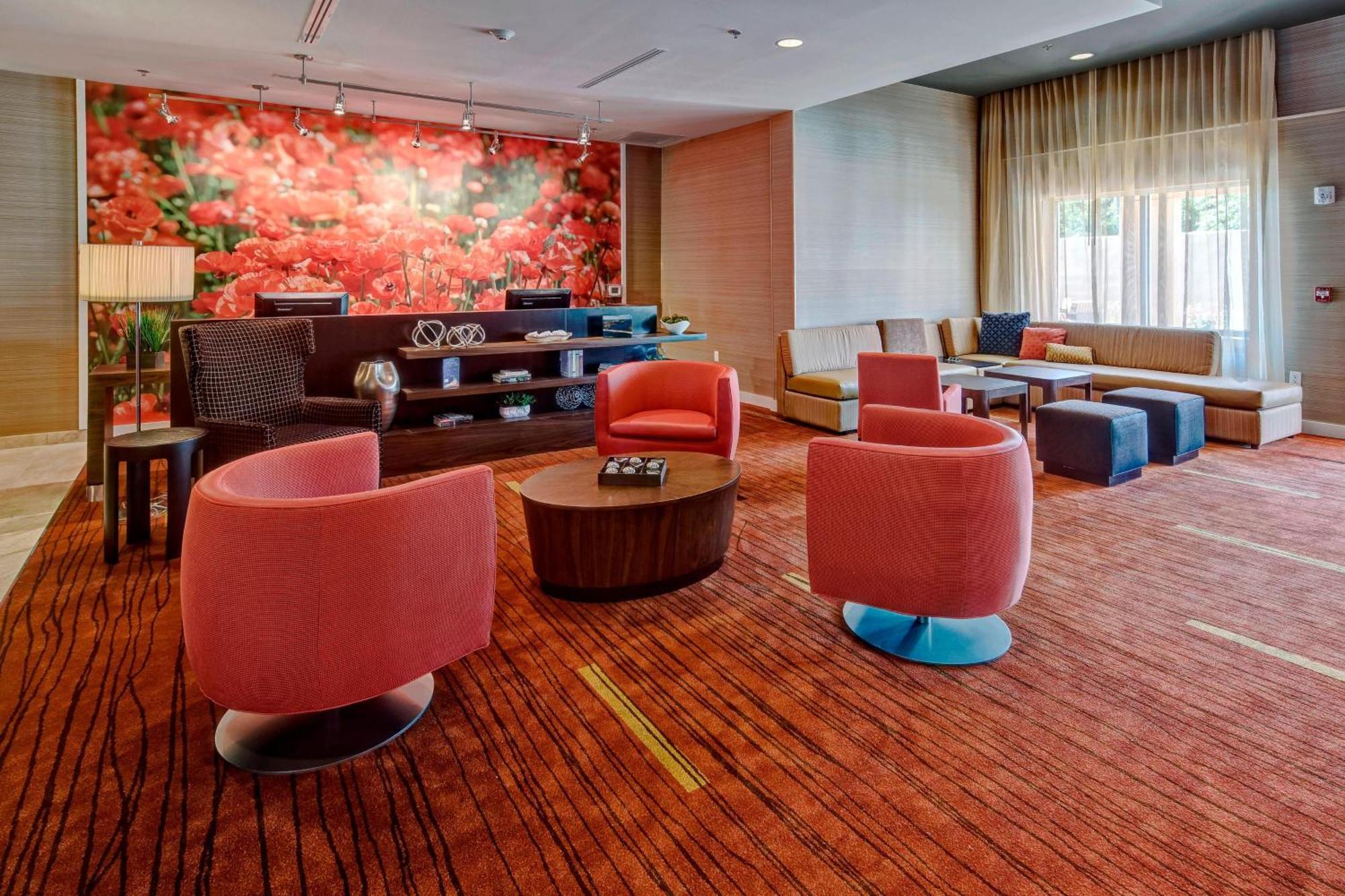 Courtyard By Marriott Westbury Long Island Hotel Exterior photo